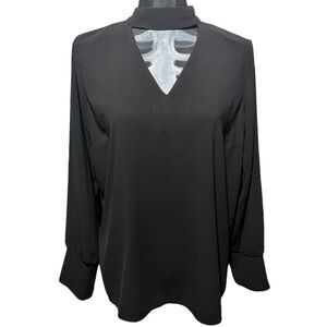 Simply styled Black turtle neck